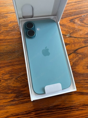Apple iPhone 16 128GB mit rechnung und garantie mit Akkukapazität : 100% 