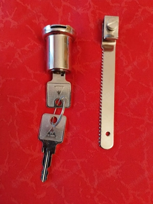 17 Stück Neue spez.Schlösser....