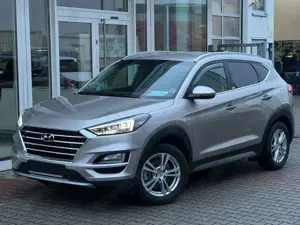 Hyundai TUCSON Style Mild-Hybrid 2WD *1.Hand*Kamera*Keyless*Szh