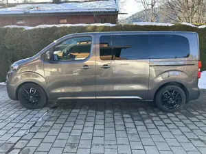Peugeot Traveller L2 2.0 BlueHDi 150 Allure