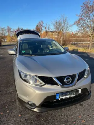 Nissan Qashqai 1.6 dCi TEKNA Bild 3