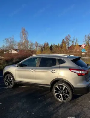 Nissan Qashqai 1.6 dCi TEKNA Bild 4
