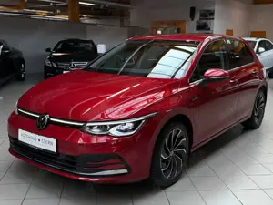 Volkswagen Golf VIII|SHZ|LHZ|LED|AHK|Massage|Kamera|Navi