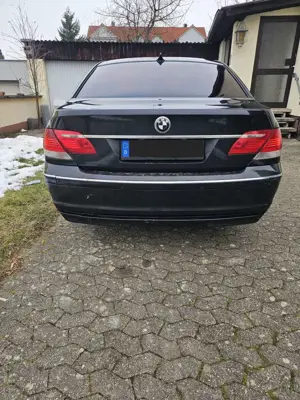 BMW 730 730d Bild 2