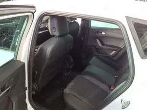 SEAT Leon FR 1.5 eTSI DSG ACC LED NAVI RFK KEYL. SHZ Bild 5