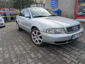 Audi A4 1.6