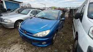 Peugeot 206 206  Tüv : 10/26