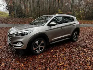 Hyundai TUCSON 2.0 CRDi 4WD Automatik Premium
