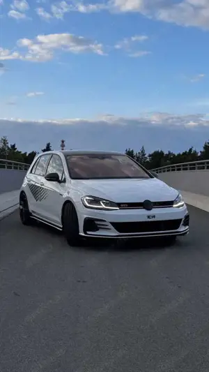 Volkswagen Golf GTI TCR