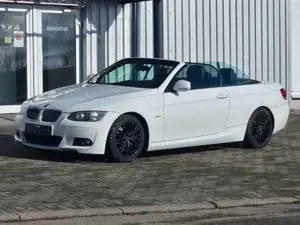 BMW 325 i Cabrio/M-SPORT PAKET/LEDER/NAVI/MEMORY
