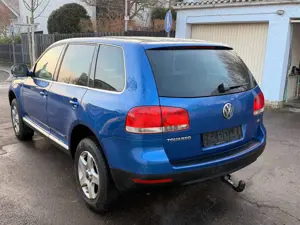 Volkswagen Touareg R5 TDI / Leder / Klima / Sitzheizung vo+hi/Xenonn Bild 4