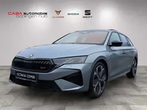 Skoda Octavia Combi RS 2.0 TSI DSG AHK DCC AreaView