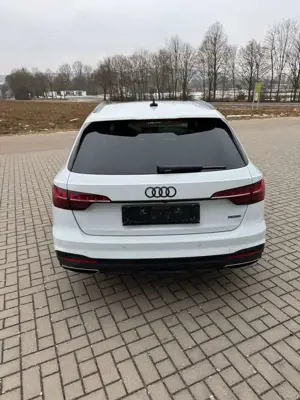 Audi A4 Avant 40 TDI quattro S line  Matrix RS-Sitze Bild 5