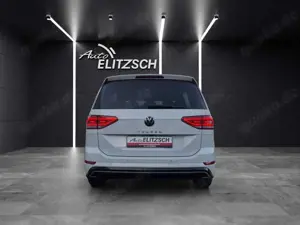 Volkswagen Touran TSI Comfortline DSG R-Line LED Navi AID ACC RFK SH Bild 4