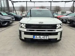 Hyundai SANTA FE PHEV (MY25) 1.6 T-GDI 4WD BLACKLINE 7-Sitze+ Sport Bild 3