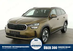 Skoda Kodiaq TDI DSG 4x4 Selection, 7-Sitzer, AHK, Navi, Side,