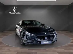 Maserati Ghibli Trofeo Bild 2