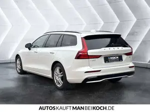 Volvo V60 B4 B DKG Plus Dark ACC BLIS 360 V-LED HK Navi Bild 4