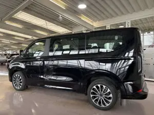 Ford Tourneo Custom Bild 4