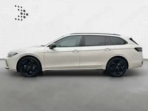 Volkswagen Passat R-Line 2.0 TDI DSG*NAVI*AHK*360*HUD*Black Bild 5