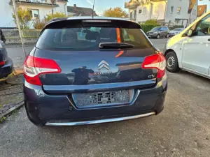 Citroen C4 C4 Diesel HDi 90 Selection Navi TÜV Neu Bild 5