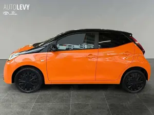 Toyota Aygo 1.0 x-play +Kamera+CarPlay+Bluethooth+ Bild 3