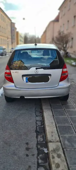 Mercedes-Benz A 150 A-Klasse  5-Türer Autotronic Classic Bild 2
