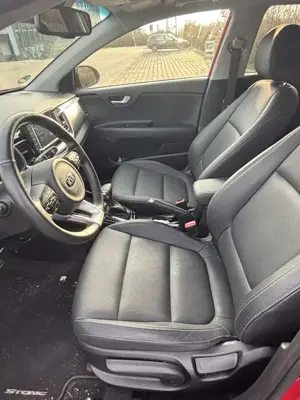 Kia Stonic Stonic 1.0 T-GDI DCT OPF Platinum Edition Bild 4