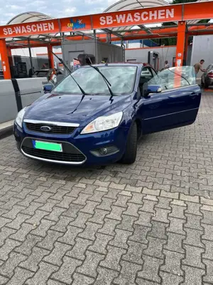 Ford Focus CC TÜV 04/27 | Motor klappert