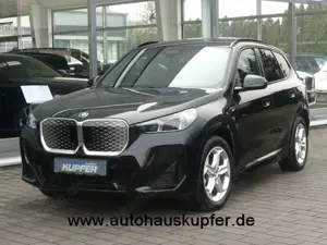 BMW X1 xDrive30 M Sportp. Pano° 360°-AHK°el.Sports.