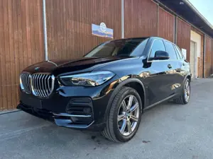 BMW X5 xDrive 45e Leder Navi Panorama AHK HUD Parkas