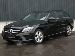 Mercedes-Benz C 220 d 4MATIC 9G MBeam Comand Distronic Kamera