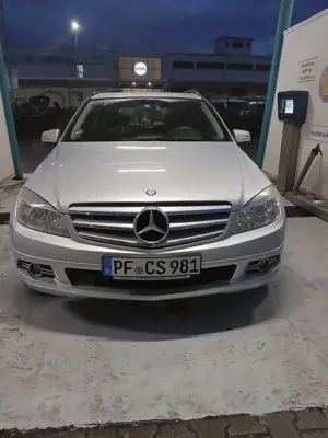 Mercedes-Benz 200
