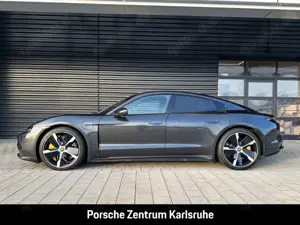 Porsche Taycan Turbo S Burmester Nachtsicht InnoDrive Bild 2
