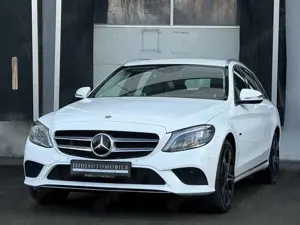 Mercedes-Benz C 300 T e Avantgarde LED Distronic Head-Up 360°