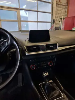 Mazda 3 SKYACTIV-G 120 Sports-Line Bild 5