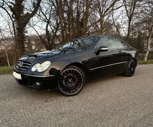 Mercedes-Benz CLK 220 Coupe CDI Automatik Avantgarde DPF