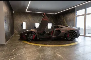 Lamborghini Aventador ULTIMAE ROADSTAR + Lifting Bild 5
