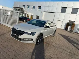 Skoda Superb Sportline STDHZ*AHK*VIRTUAL*ACC*LANE*SIDE