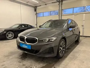 BMW 318 i Touring*G 21*LED*ACC*Widescreen*PDC*AHK* SHZ*8-f