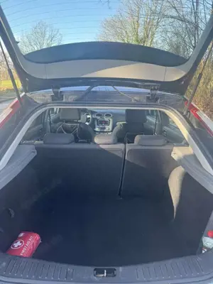 Ford Focus 1.6 16V Style Bild 5