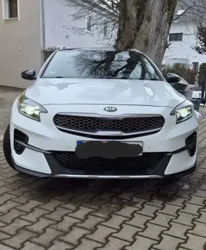 Kia XCeed 1.6 T-GDI OPF DCT7 PLATINUM EDITION