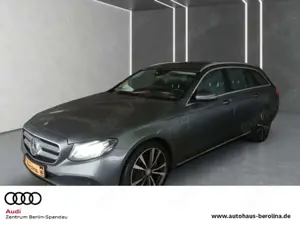 Mercedes-Benz E 250 T-Modell Avantgarde Aut. *AHK*360°*LED*