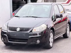 Suzuki SX4 Club