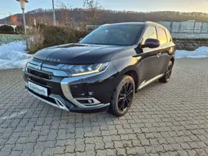 Mitsubishi Outlander PHEV Intro Edition 4WD, AHK abnehmbar