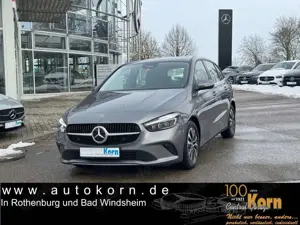 Mercedes-Benz B 180 EntryAdvance AHK Kamera WinterP+MS16" LED