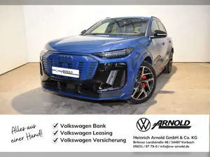 Audi SQ6 e-tron quattro edition one blue