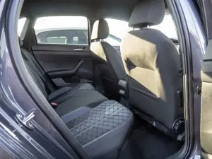 Volkswagen Taigo 1.5 TSI R-Line NAVI AHK ACC MATRIX-LED Bild 4