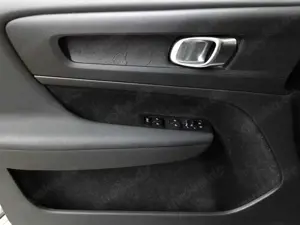 Volvo C40 C40 82 kWh Extended Range Plus AHK Bild 4