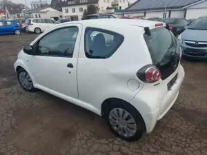 Toyota Aygo Basis Bild 3